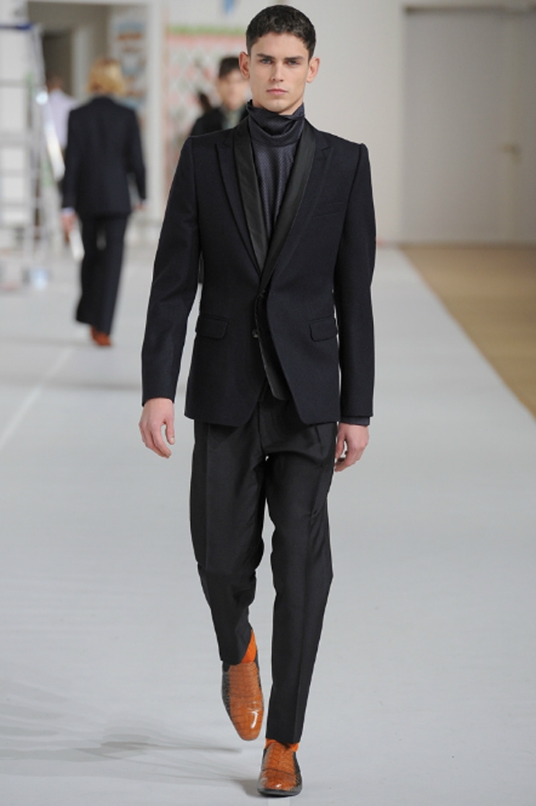 dries van noten,fashion,designer,brand,mode,marque,belge,homme,men,uomo,automne,hiver,2012-2013,fashion,mode,luxe,luxury,couleur,imprimé,manteaux,coats,minimalisme,suit,costume,élégant,chic,créations,anvers,belgium