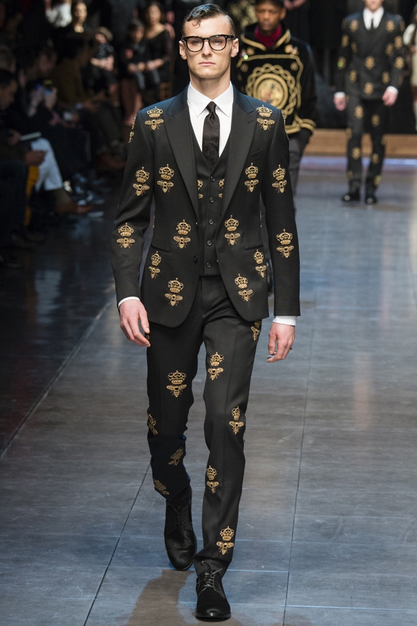 dolce gabbana,dolce & gabbana,dolce,gabbana,d&g,d & g,domenico dolce,stefano gabbana,italie,italy,italia,luxe,luxury,tendances,trends,mode,fashion designer,designer,créateur de mode,chic,moda,baroque,romantique,méditerranée,gentlemen,gentleman,accessoires,accessories,accessory,fashion show,défilé,femme,femmes,woman,women,womenswear,dona,homme,hommes,man,men,menswear,uomo,automne,hiver,fall,winter,2015