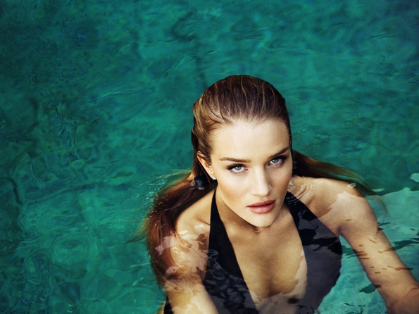 rosie huntington whiteley,simon emmett,esquire,esquire magazine,april 2015,fashion magazine,fille,girl,week-end,fashion,editorial,edito,mode,modèle,modeling,top model,fashion photographer,photographe de mode,photographe,photographer,luxe,luxury,élégance,sexy,nude,naked,arts,art,magazine de mode,série de mode,stylisme,tendances,trends,femmes,beach,sea,water,los angeles,tennis,fashion blogger,luxury blogger,blogger,blogueur,blog mode,blogueur mode,curator