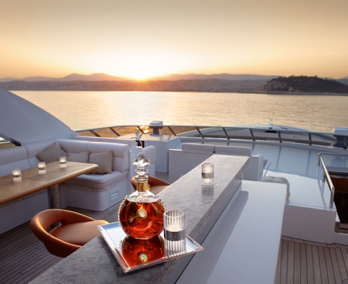 Decanter-HeesenYacht_HD.jpg