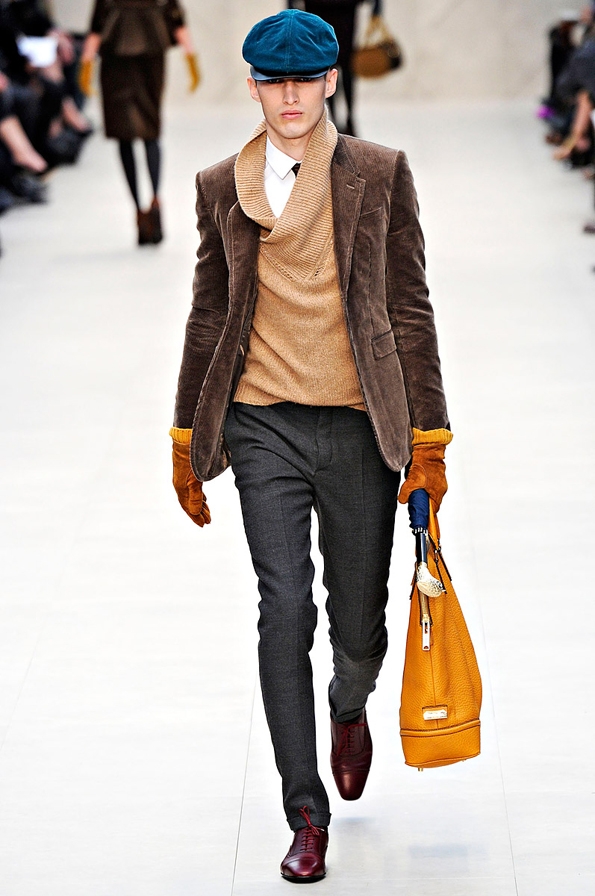 burberry prorsum,christopher bailey,men,hommes,fashion,mode,fall,winter,automne,hiver,collection,2012,créateur,designer,london,londres,milan,milano,luxe,luxury,umbrella,parapluie,tendances,trends,fashion designer,créateur de mode,chic,élégant,dandy,duck,color,canard,couleur,gentlemen,gentleman,farmer,bottes,chasse,hunt,boots