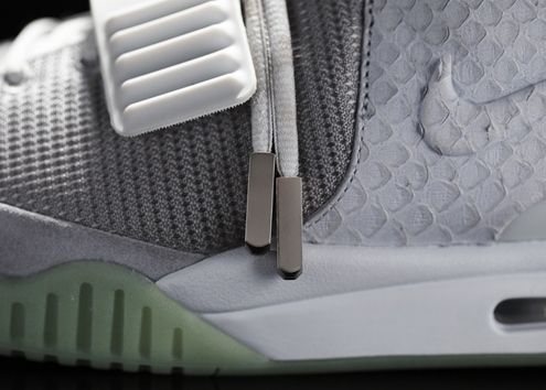 nike air yeezy 2,nike,nike air,yeezy,kanye west,fashion,sneakers,basktet,collaboration,mode,limited edition,édition limité,luxury,paris,week