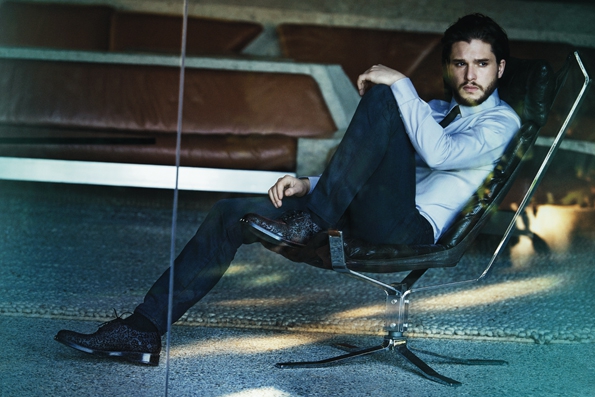 jimmy choo,sandra choi,directrice de création,shoes,parfum,perfume,jimmy choo man,bags,chaussures,sac,heels,talons,mode,fashion,luxury,trends,women,femme,homme,hommes,man,men,égérie,muse,kit harington,game of thrones,jon snow,peter lindbergh,photographe,photographer