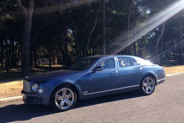 bentley,bentley motors,mulsanne,flying spur,benteyga,limousine,continental gt,automobile,luxe,luxury,cars,angleterre,britannique,british,grande bretagne,prestige,sur mesure,bespoke,tendances,trends,blogueur luxe,blogueur,blog,blogger,france,french,french riviera,lifestyle