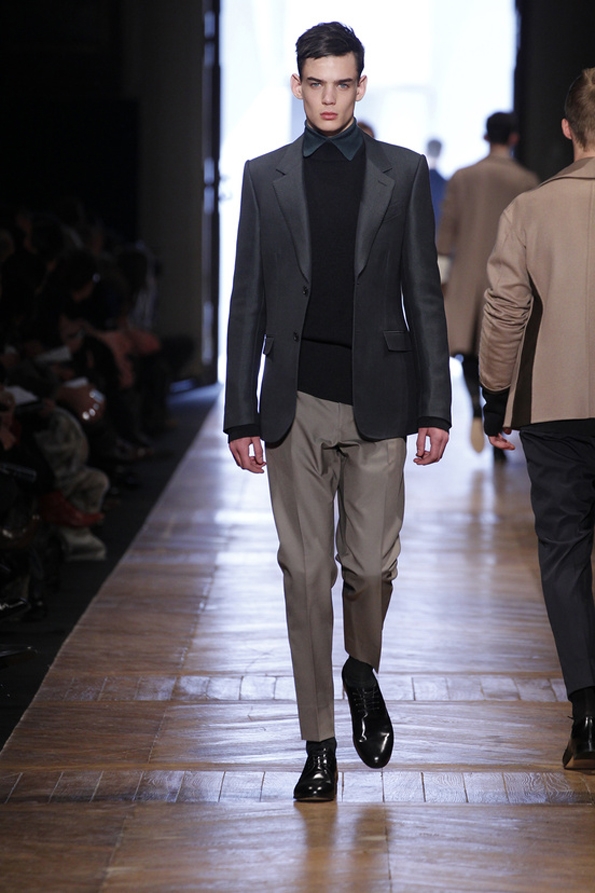 cerruti,nino cerruti,cerruti 1881,fashion desginer,fashion,designer,mode,homme,man,hommes,men,collection,automne,hiver,fall,winter,2013,paris,france,italie,élégance,luxe,luxury