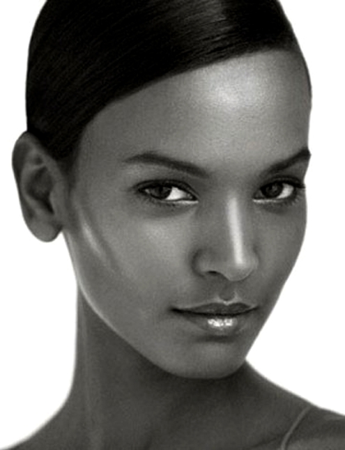 Liya Kebede 02.jpg