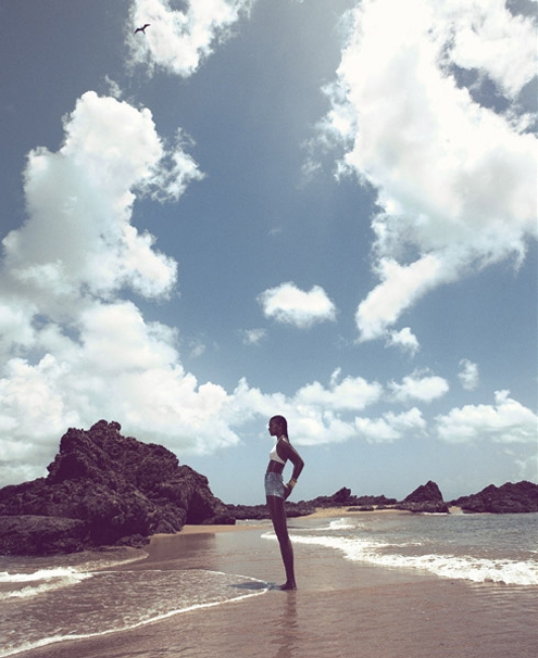 Arlenis Sosa,Camilla Akrans,fashion,editorial,magazine,photographer,élégance,summer,sexy,sea,luxe,france 