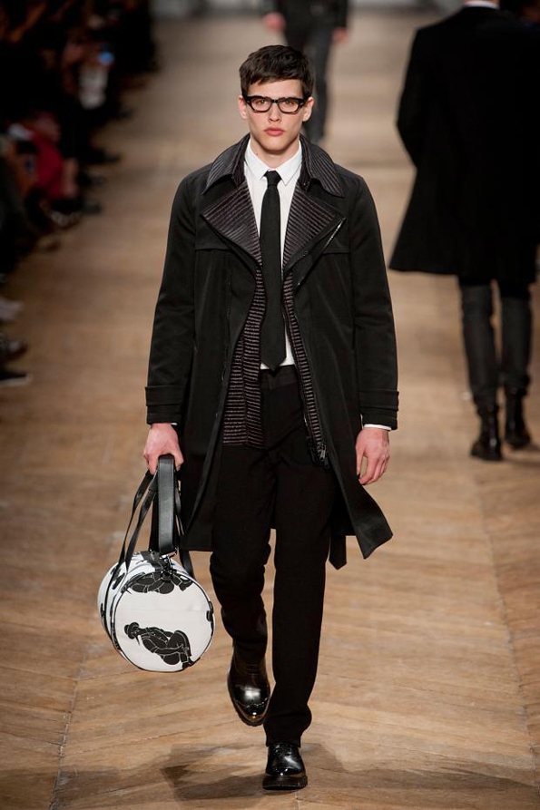 viktor & rolf,viktor and rolf,viktor,rolf,mode,fashion,men,homme,collection,fall,winter,automne,hiver,2013,hollande,hollandais,dutch,paris,france,french,fashion show,luxury,luxe,trends,tendances,black tie,blog,mode,blogger,fashion blogger