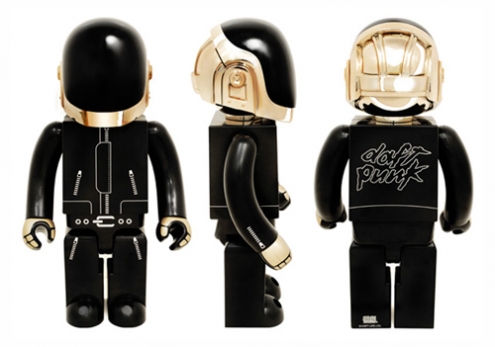 daft-punk-silly-thing-1000-kubrick-set-closer-look-3.jpg