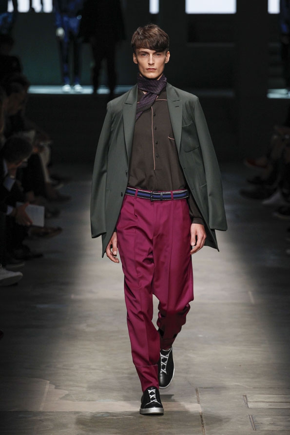 ermenegildo zegna,zegna,z,stefano pilati,rtw,bespoke,fashion designer,fashion,mode,collection,créateur,creator,élégance,italy,milan,florence,luxe,ready to wear,prêt à porter,suit,costume,luxury,trends,tendances,masculines,masculin,italie,italia,service,sur mesure,tailor made,tailor,fashion show,défilé,hommes,man,men,dandy,dandies,black tie,tie,menwsear,printemps,été,spring,summer,2015