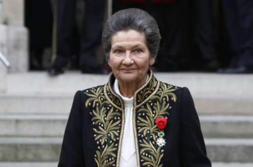 simone-veil-academicienne_355.jpg