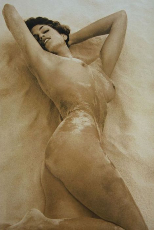 1994 Pirelli calendar - Herb Ritts.jpg
