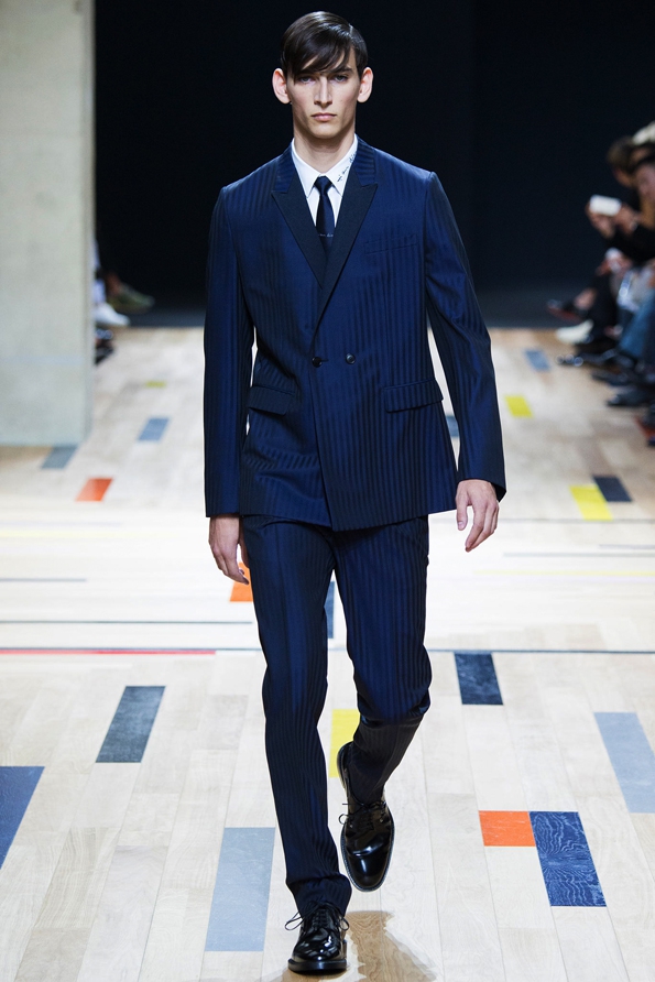 kris van assche,kva,raf simons,francesco russo,dior,dior homme,christian dior,fashion designer,luxe,luxury,icône,paris,costume,chemise,suit,shirt,rendez-vous,élégance,parisienne,masculin,black,tie,black tie,avenue montaigne,fashion show,défilé,homme,hommes,man,men,menswear,femme,femmes,woman,women,womenswear,printemps,été,spring,summer,2015