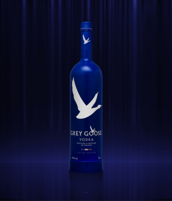 grey goose,vodka,le fizz,alcool,alcohol,rare,luxe,luxury,made in france,france,french,savoir faire,gastronomie,françois thibaut,maître de chai,gensac,blé,oie,goose,majestic barrière,cannes,festival de cannes,boulangerie bleu,la croisette,l'artisan,suite chopard,le bar grey goose,cannes 2014,cinéma,cocktail,cocktails,édition limitée nuit,boite de nuit,nightclub,nuit,bleu,maître boulanger gontran cherrier.