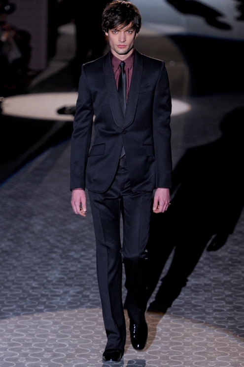 Gucci FW2011 - 01.jpg