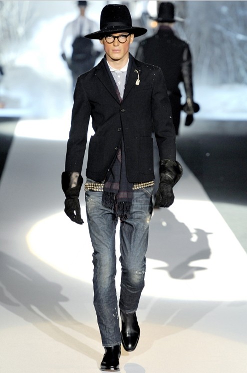 Dsquared FW2011 01.jpg