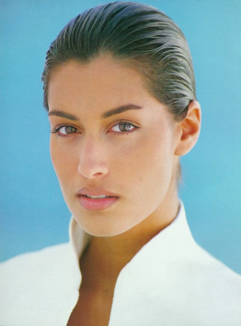 Yasmeen Ghauri 03.jpg