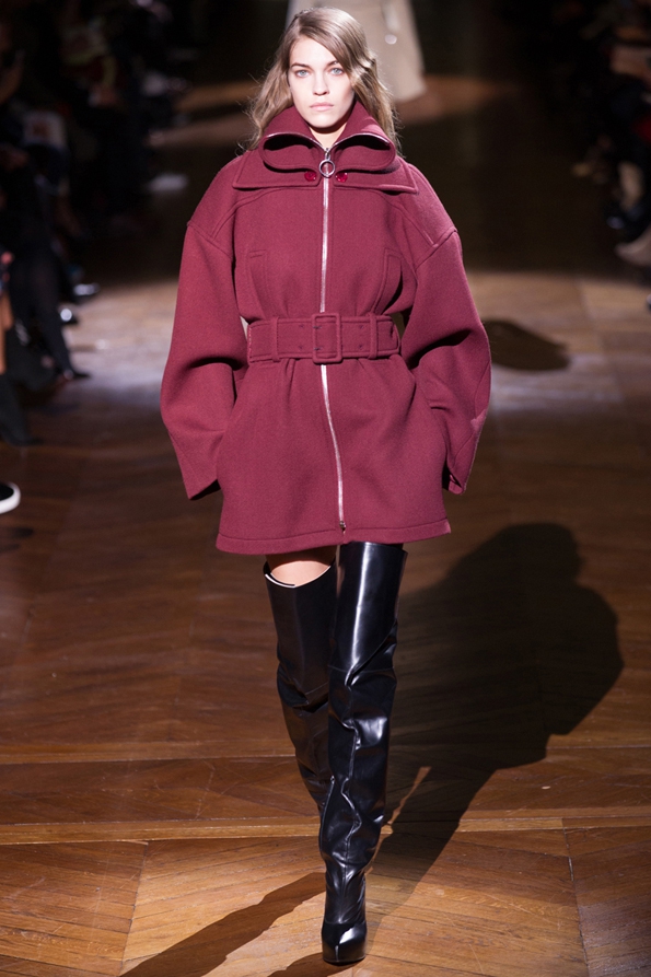 carven,guillaume henry,paris,pfw,mode,fashion,luxe,luxury,prêt à porter,pap,ready to wear,rtw,direction artistique,direction,creative director,fashion show,défilé,homme,hommes,man,men,menswear,femme,femmes,woman,women,womenswear,automne,hiver,fall,winter 2014