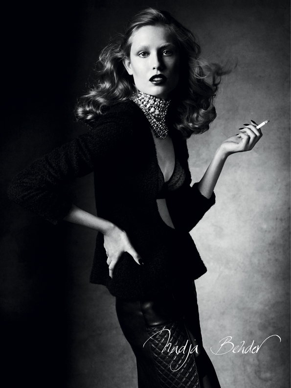 victore demarchelier,antidote,antidote magazine,karlie kloss,cora emmanuel,Malgosia Bela,magazine,mode,éditorial,édito,editorial,fashion editorial,fashion photographer,photographer,photographe,photographe de mode,fashion,sexy,model,girl,fille,femme,women,femmes,modeling,modèle,luxe,luxury,portrait,glamour,mannequin,lovely,fall,winter,automne,hiver,nude,naked,fur,fourrure,ambiance,ambiant