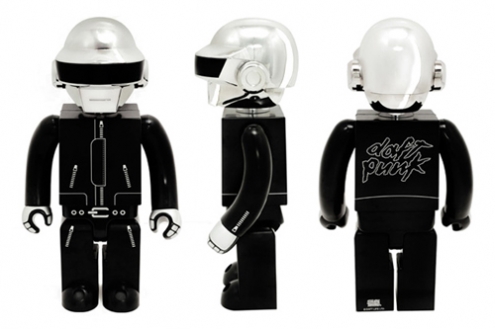 daft-punk-silly-thing-1000-kubrick-set-closer-look-2.jpg