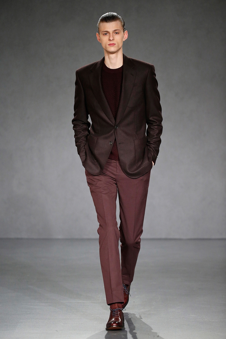 gieves & hawkes,gieves,hawkes,royal appointment,bespoke,savile row,couturiers,maîtres tailleurs,tailor,londres,luxe,luxury,tendances,mode,jason basmajian,fashion designer,gentleman,fashion show,défilé,homme,hommes,automne,hiver,2015