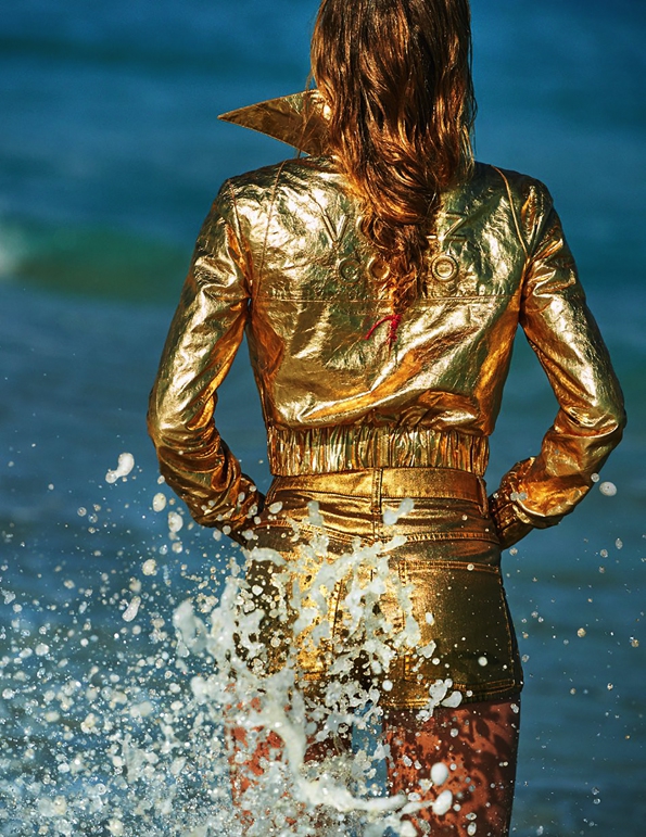 doutzen kroes,gilles bensimon,vogue paris,vogue,fashion magazine,fille,girl,week-end,fashion,editorial,edito,mode,modèle,modeling,top model,fashion photographer,photographe de mode,photographe,photographer,luxe,luxury,élégance,sexy,nude,naked,arts,art,magazine de mode,série de mode,stylisme,tendances,trends,femmes,summer,french riviera,côte d'azur,méditerranée,maillot de bain,swimwear
