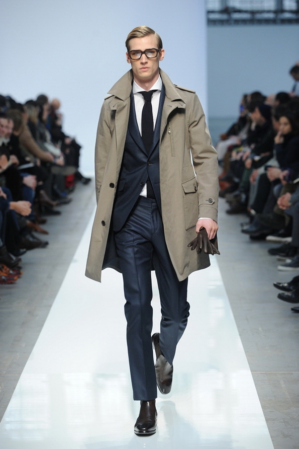 ports 1961,ports,1961,ports international,sportswear,dean dan caten,dean & dan caten,fioan cibiani,tia ciabiani,men,hommes,uomo,fashion,mode,moda,automne,hiver,fall,winter,collection,2012,2013,créateur,designer,france,riviera,preppy,casual,chic,accessoires,luxury,luxe,leather,suisse,italie,dandy,dandies