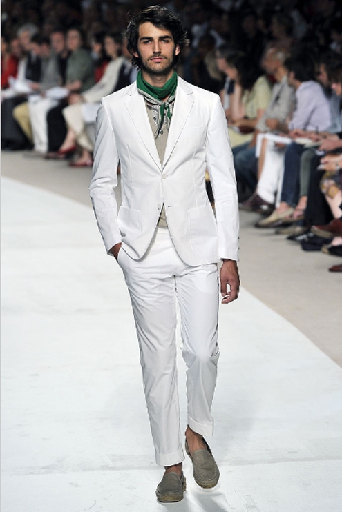 Hermes SS2011 01.jpg