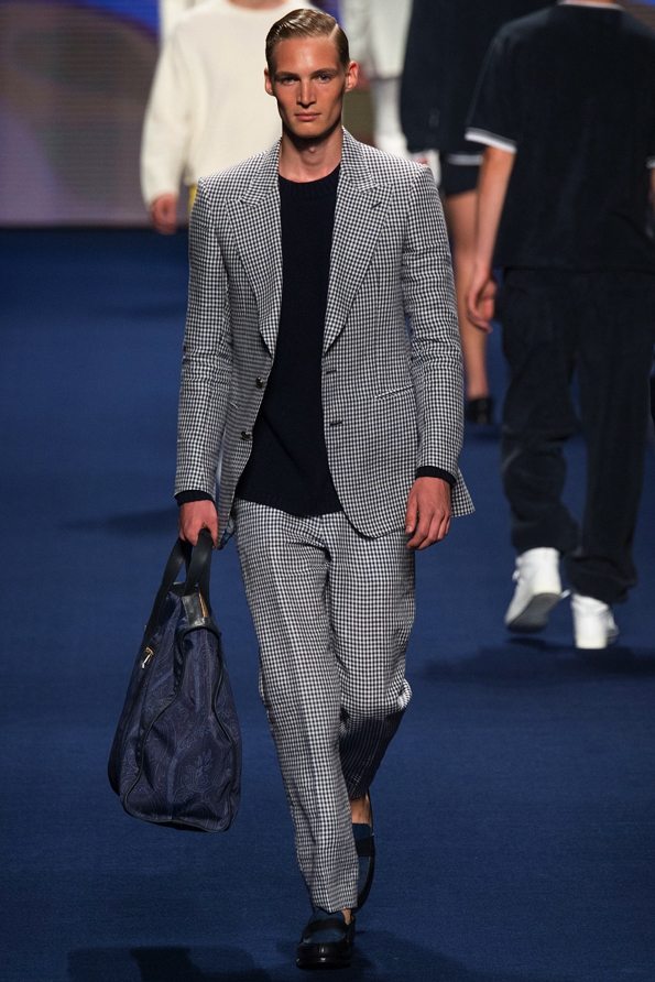 etro,veronica etro,kean etro,fashion designer,fashion,mode,collection,créateur,creator,élégance,italy,milan,florence,luxe,ready to wear,prêt à porter,suit,costume,luxury,trends,tendances,masculines,masculin,italie,italia,sur mesure,tailor made,tailor,fashion show,défilé,hommes,man,men,uomo,dandy,dandies,menwsear,femmes,femme,woman,women,dona,womenswear,printemps,été,spring,summer,2015