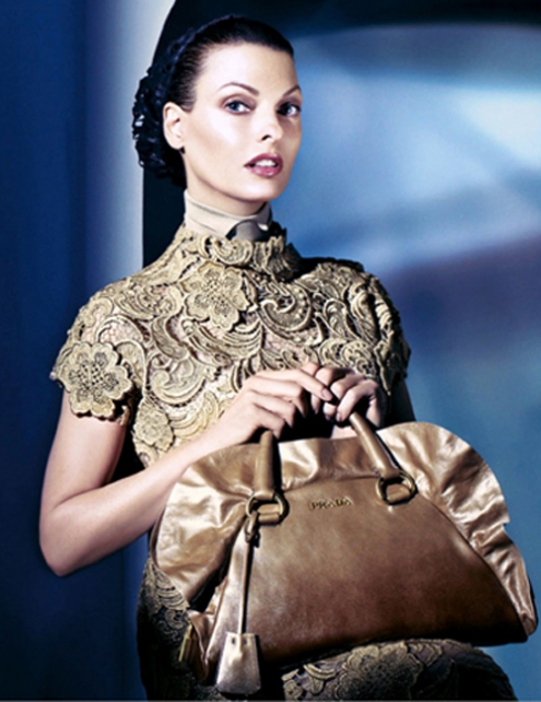 Prada 08-09 Publicite automne-hiver copie.jpg