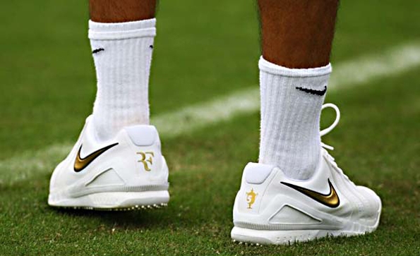 nike,roger federer,tennis,shoes,chaussures,limited,edition,édition limitée,sport,luxe,luxury,ebay,record,box,set,rare,gold,black,air zoom vapor 9,287,name 287,287 weeks,number one,1,champion,air zoom vapor 287