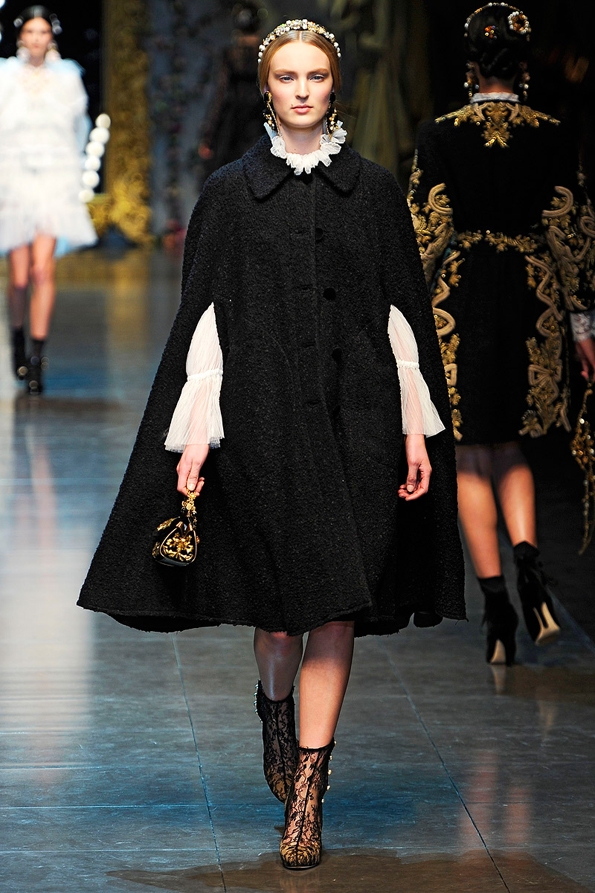 dolce gabbana,dolce & gabbana,dolce,gabbana,d&g,d & g,homme,men,uomo,fall,winter,automne,hiver,2012,fashion,mode,luxe,luxury,gold,baroque,style,trends,méditerranée,women,sexy,italie,italy,italia,milan,rome,florence,firenze,rennaissance,culture,lourd