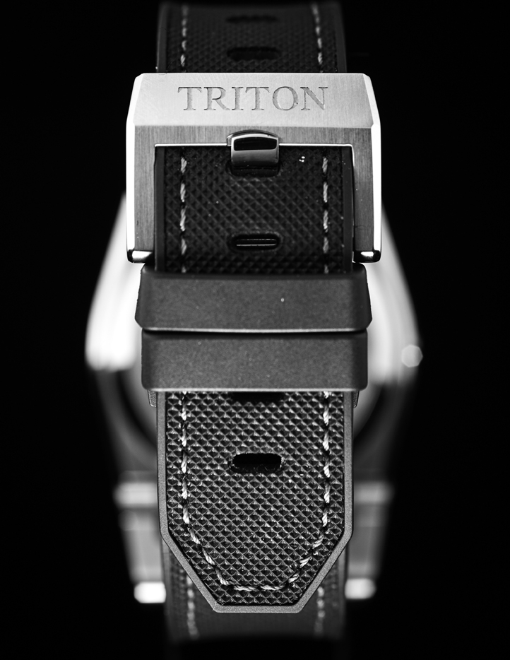 TRITON BUCKLE & STRAP.jpg