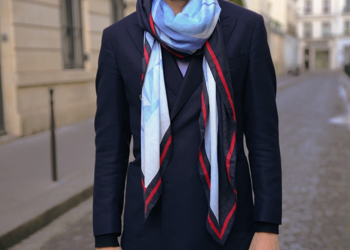 Foulard porté 3.jpg