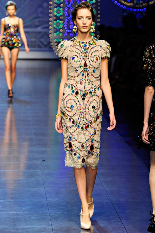 dolce-gabbana-rtw-spring2012-runway-073_133019855509.jpg