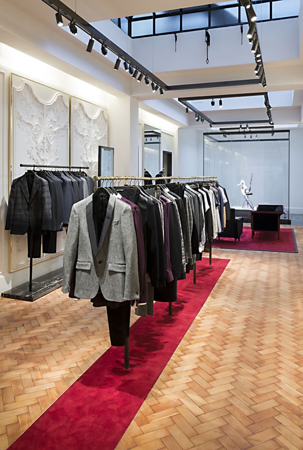 alexander mcqueen,men,fashion mode,homme,luxe,britannique,london,londres,first,opening,store,flagship,october,2012,octobreppr,ouverture,boutique,masculin,mode,art,savile row,sarah burton