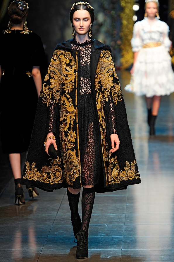 dolce gabbana,dolce & gabbana,dolce,gabbana,d&g,d & g,homme,men,uomo,fall,winter,automne,hiver,2012,fashion,mode,luxe,luxury,gold,baroque,style,trends,méditerranée,women,sexy,italie,italy,italia,milan,rome,florence,firenze,rennaissance,culture,lourd