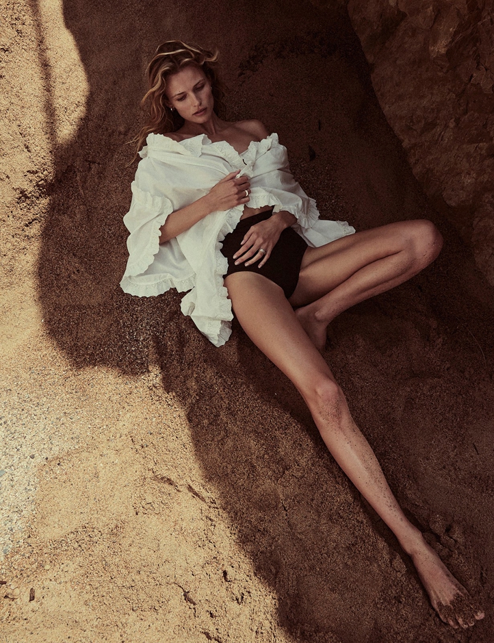 Edita-Vilkeviciute-by-Chris-Colls-for-Vogue-Mexico-12.jpg