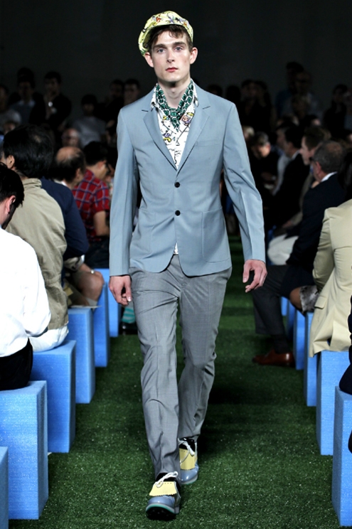 Prada SS2012 - 04.jpg