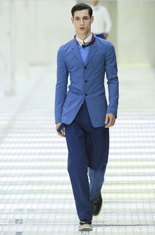 Prada SS2011 02.jpg