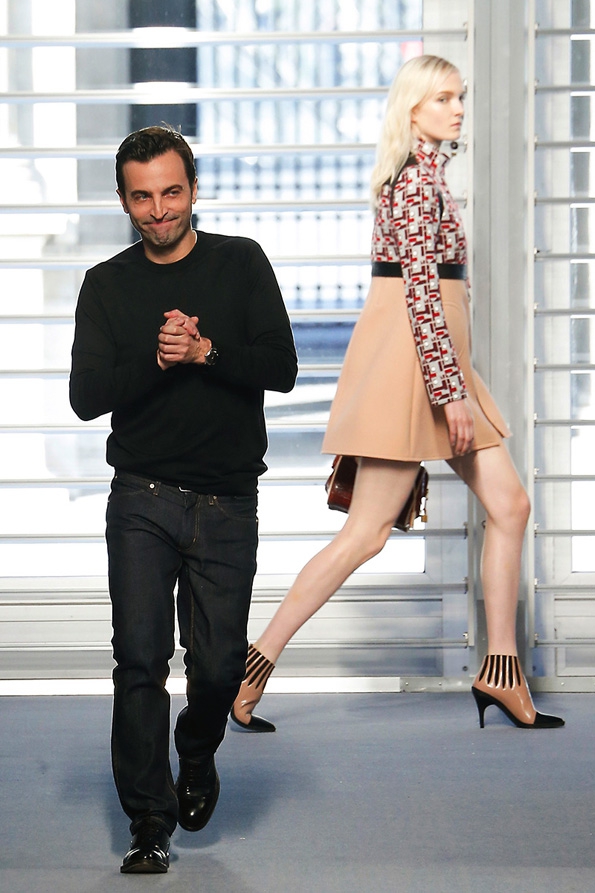 nicolas ghesquière,balenciaga,paris,fashion,mode,luxe,luxury,blog mode,blog luxe,luxury blog,tendances,trends,glamour,élégance,france,french,kering,ppr