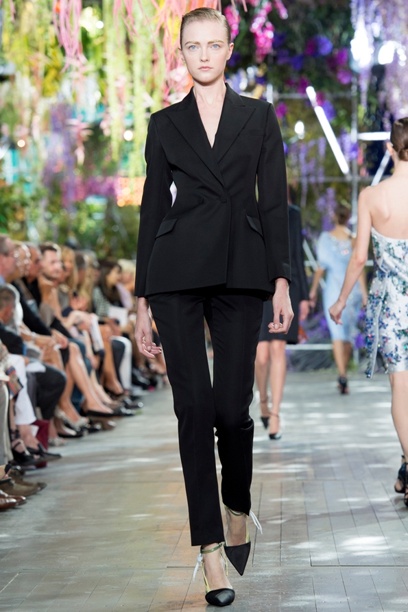 kris van assche,kva,raf simons,dior,dior homme,christian dior,fashion designer,luxe,luxury,icône,paris,costume,chemise,suit,shirt,rendez-vous,élégance,parisienne,masculin,black,tie,black tie,avenue montaigne,fashion show,défilé,homme,hommes,man,men,femme,femmes,woman,women,printemps,été,spring,summer,2014