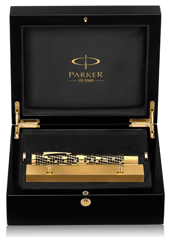 parker,parker pens,pen,stylo,stylo encre,encre,ink,luxe,luxury,trends,tendance,signature,anniversaire,anniversary,édition limitée,limited edition,exclusive,exclusif,gold,or,silver,argent,made in france,fabriqué en france,france,french,duofold senior,duofold giant,duofold