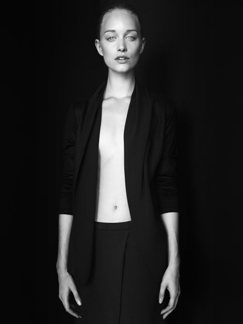 Emma Ahlund - Adrian Nina 03.jpg