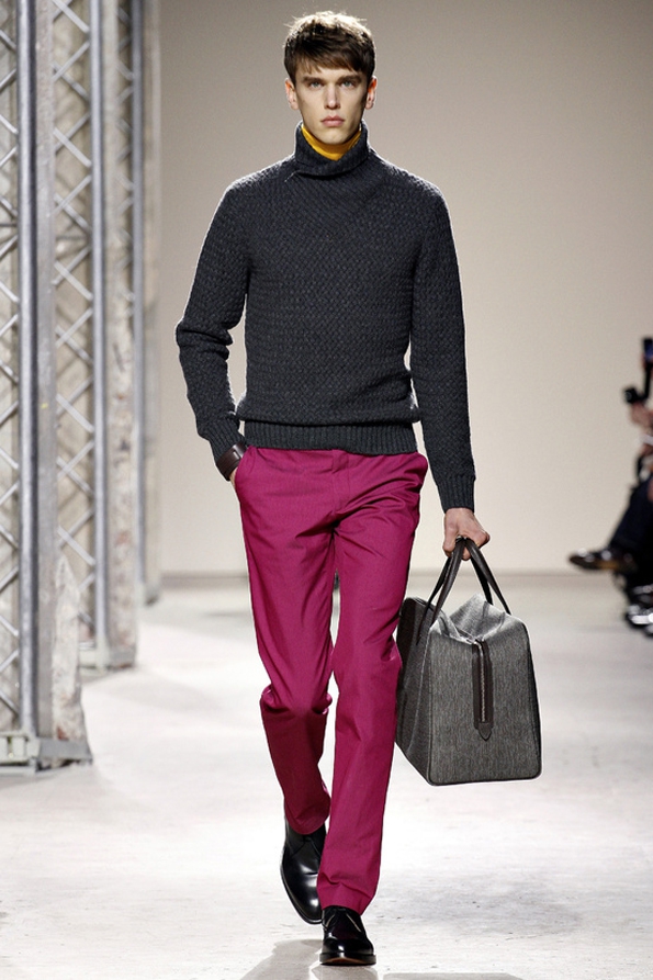 hermès,hermes,christophe lemaire,véronique nichanian,collection,homme,men,spring,automne,hiver,fall,winter,2013,mode,fashion,paris,luxe,élégance,trends,tendances,trendy,accessoires,kelly,birkin,hac,sac,bags,luxury,faubourg,saint-honoré,sellier,cuir,artisanat,malletier,pierre hardy,directeur artistique,joaillerie,équestre,soie,silk