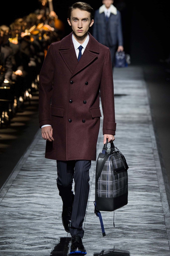 kris van assche,kva,raf simons,francesco russo,dior,dior homme,christian dior,fashion designer,luxe,luxury,icône,paris,costume,chemise,suit,shirt,rendez-vous,élégance,parisienne,masculin,black,tie,black tie,avenue montaigne,fashion show,défilé,homme,hommes,man,men,menswear,femme,femmes,woman,women,womenswear,automne,hiver,fall,winter,2015