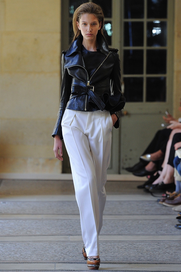 bouchra jarrar,haute couture,haute,couture,collection 10,juillet,july,2014,ready to wear,prêt à porter,mode,fashion,designer,collection,paris,luxe,luxury,pfw,amour,love,sensualité,féminité,création,avant garde,minimalisme,chic,style,élégance