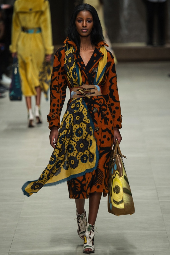 burberry prorsum,burberry,christopher bailey,london,londres,milan,milano,luxe,luxury,fluo,tendances,trends,mode,fashion designer,designer,créateur de mode,chic,élégant,dandy,color,couleur,gentlemen,gentleman,accessoires,accessories,accessory,central park,new-york,direction artistique,direction,creative director,fashion show,défilé,homme,hommes,man,men,menswear,femme,femmes,woman,women,womenswear,automne,hiver,fall,winter 2014