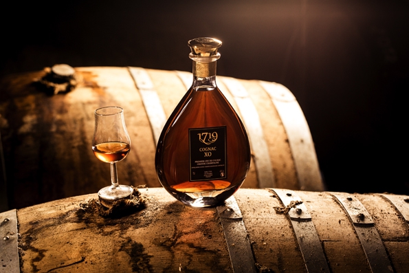 cognac 1719,cognac,1719,touzac,grande champagne,fine champagne,xo,luxe,luxury,savoir faire,eau de vie,eaux de vie,récompense,international spirits challenge,londres,2015,héritage,saveur,france,french,gastronomie,œnologie,vins fins,spiritueux,plaisirs,saveurs,dégustation