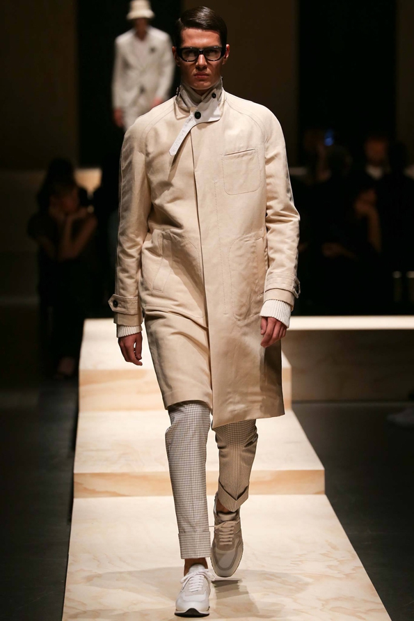 canali,andrea pompilio,travel,tissus,rayures tennis,suit,costumes,tailor,tailleur,héritage,sartorial,prêt à porter,sur mesure,bespoke,style,florence,firenze,italie,italia,milan,milano,luxe,luxury,tendances,trends,mode,fashion designer,designer,créateur de mode,chic,élégant,dandy,color,couleur,gentlemen,gentleman,accessoires,accessories,accessory,fashion show,défilé,homme,hommes,man,men,menswear,printemps,été,spring,summer